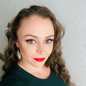 Meet your Posher, Meg